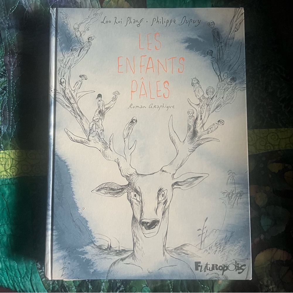 Les Enfants Pâles - graphic novel book by Loo hui Phang and Philippe Dupuy